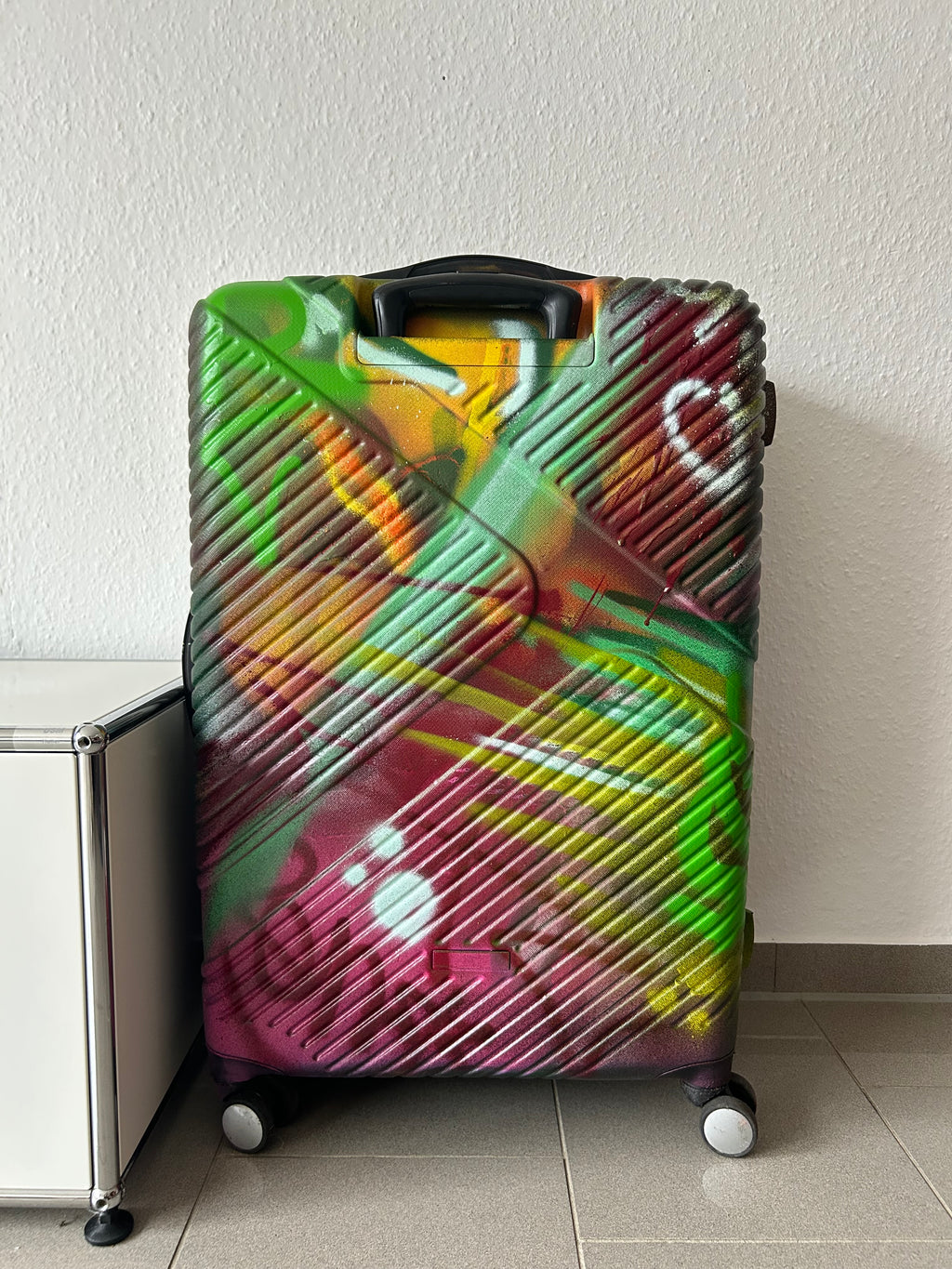 Suitcase - Enter